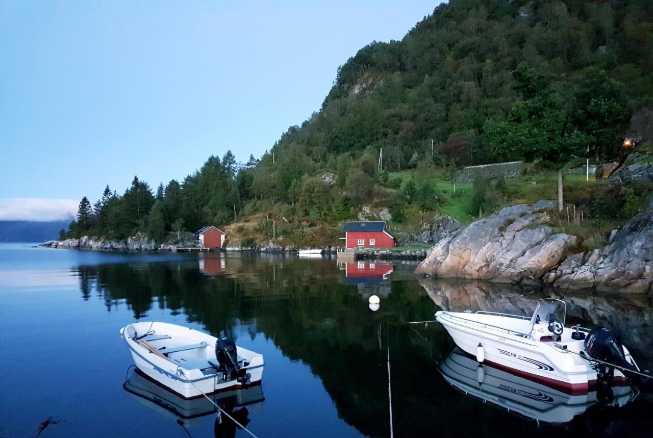 Ferienwohnung Waerholmen Lavik  Exterior foto